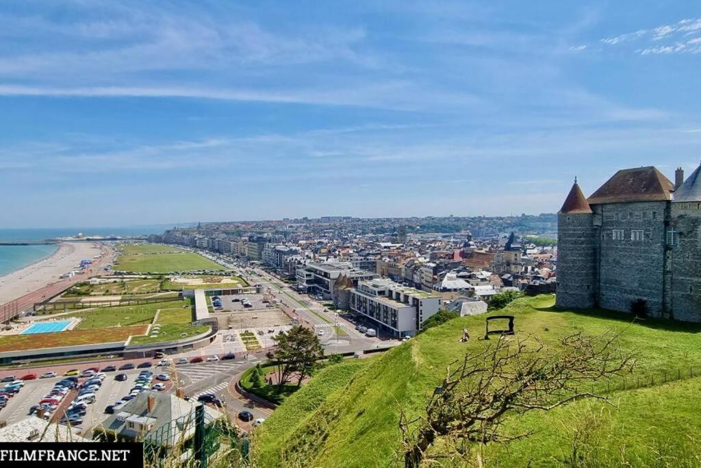 Вилла La Petite Maison Les Grandes-Ventes Экстерьер фото